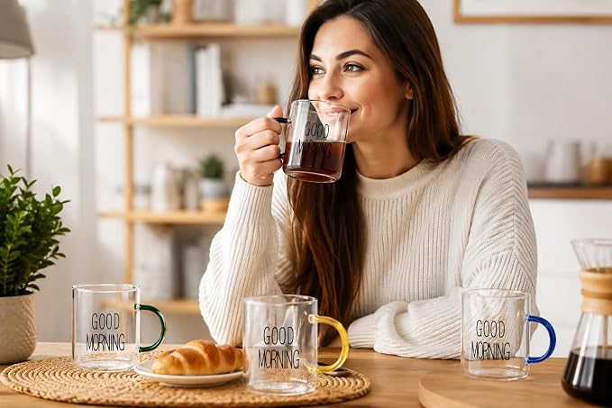 مج قهوة زجاجي شفاف بتصميم عصري وعبارة ملهمة، كوب قهوة وشاي زجاجي مع مقبض ملون مريح للمنزل والمكتب، مقاوم للحرارة - سعة قياسية