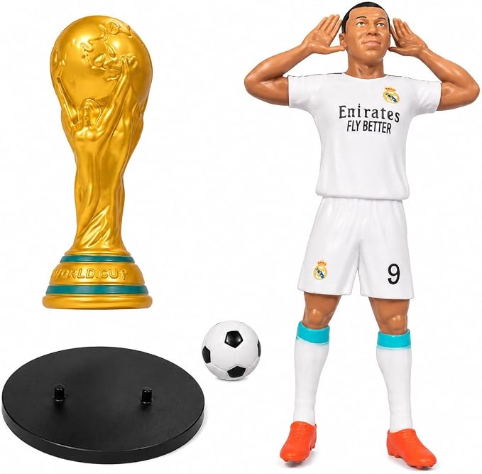 مجسم لاعب كرة قدم برقم 9 مع كأس ذهبي وكرة وقاعدة