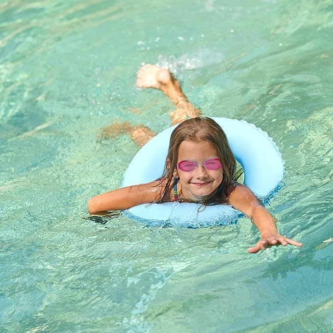 Anti-fog swimming goggles with earplugs and adjustable strap