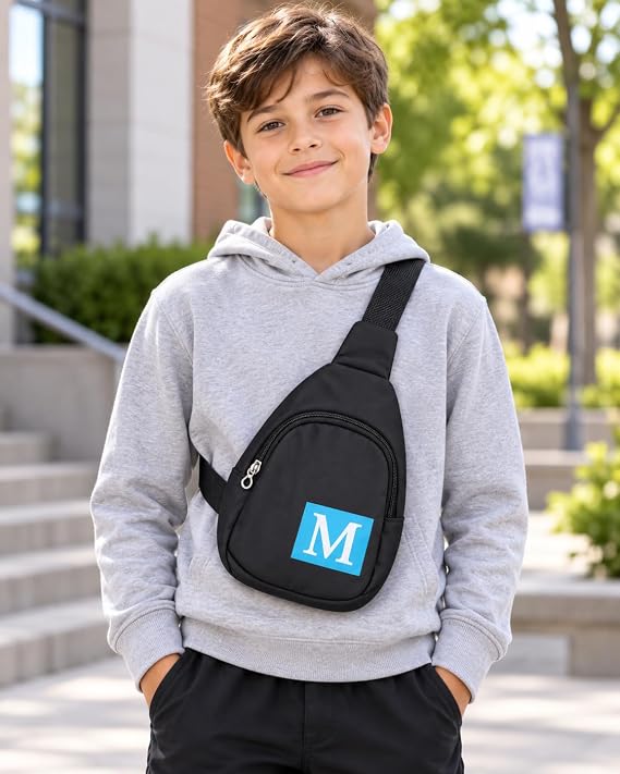 A stylish and modern crossbody backpack for men and women, suitable for daily use, travel, and outdoor activities, featuring an adjustable shoulder strap to organize personal belongings with high efficiency and complete security.